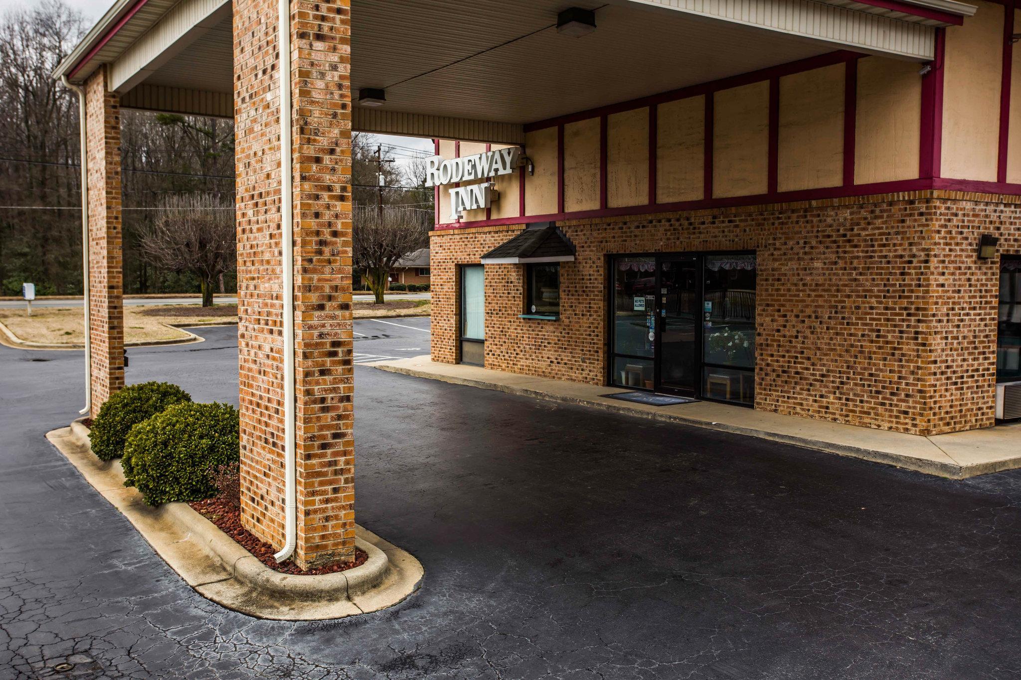 Rodeway Inn University Area Charlotte Exteriér fotografie